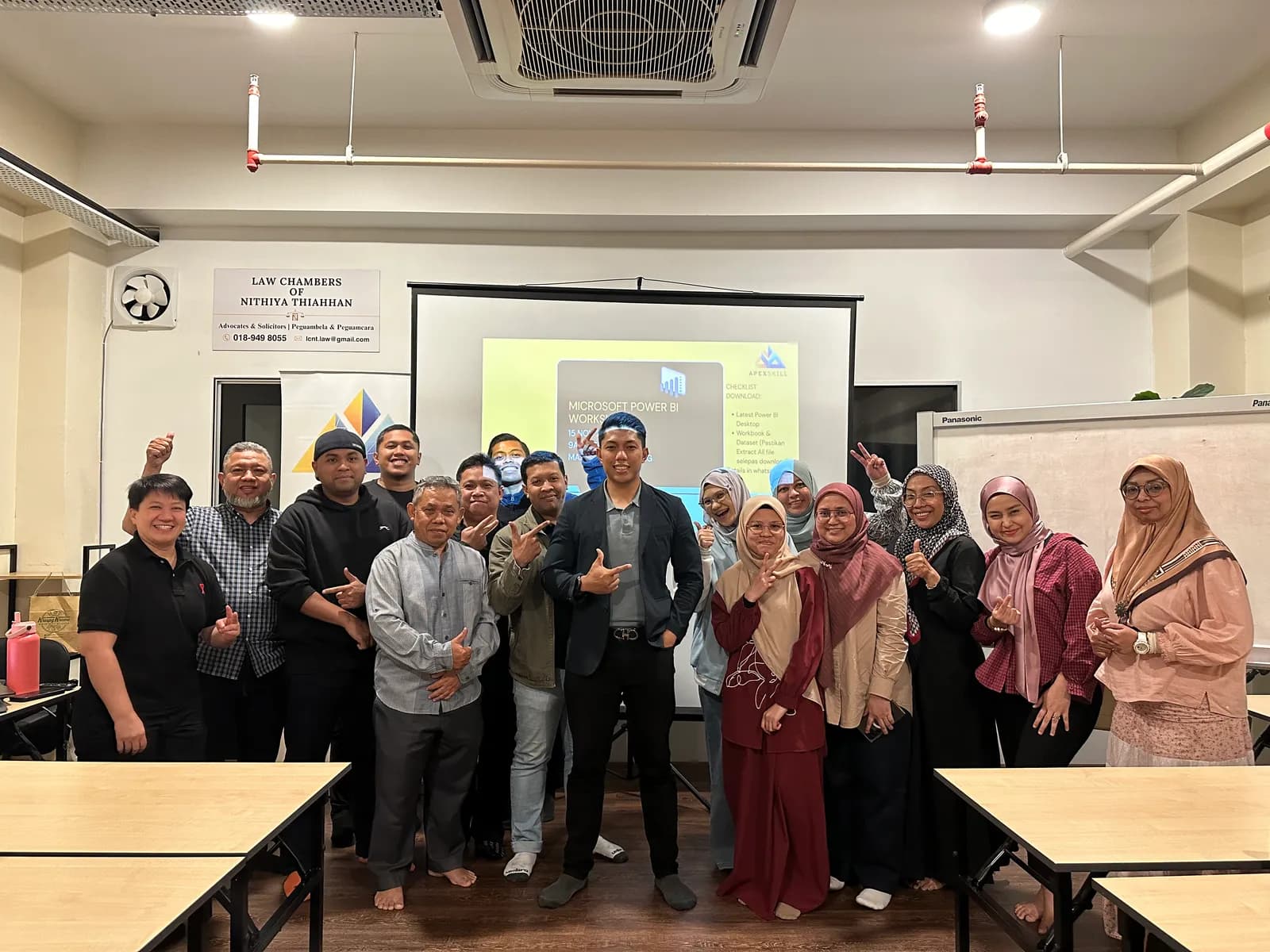 Alumni selepas sesi latihan Power BI